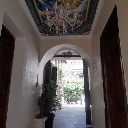 Hostal Atlantis Quito Kültér fotó