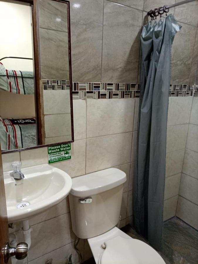 Hostal Atlantis Quito Kültér fotó