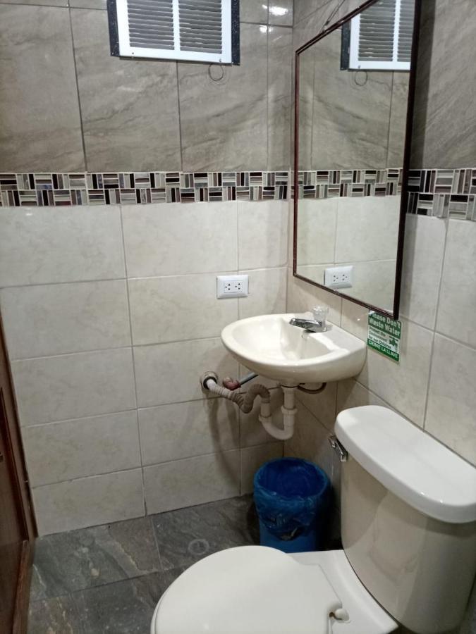 Hostal Atlantis Quito Kültér fotó